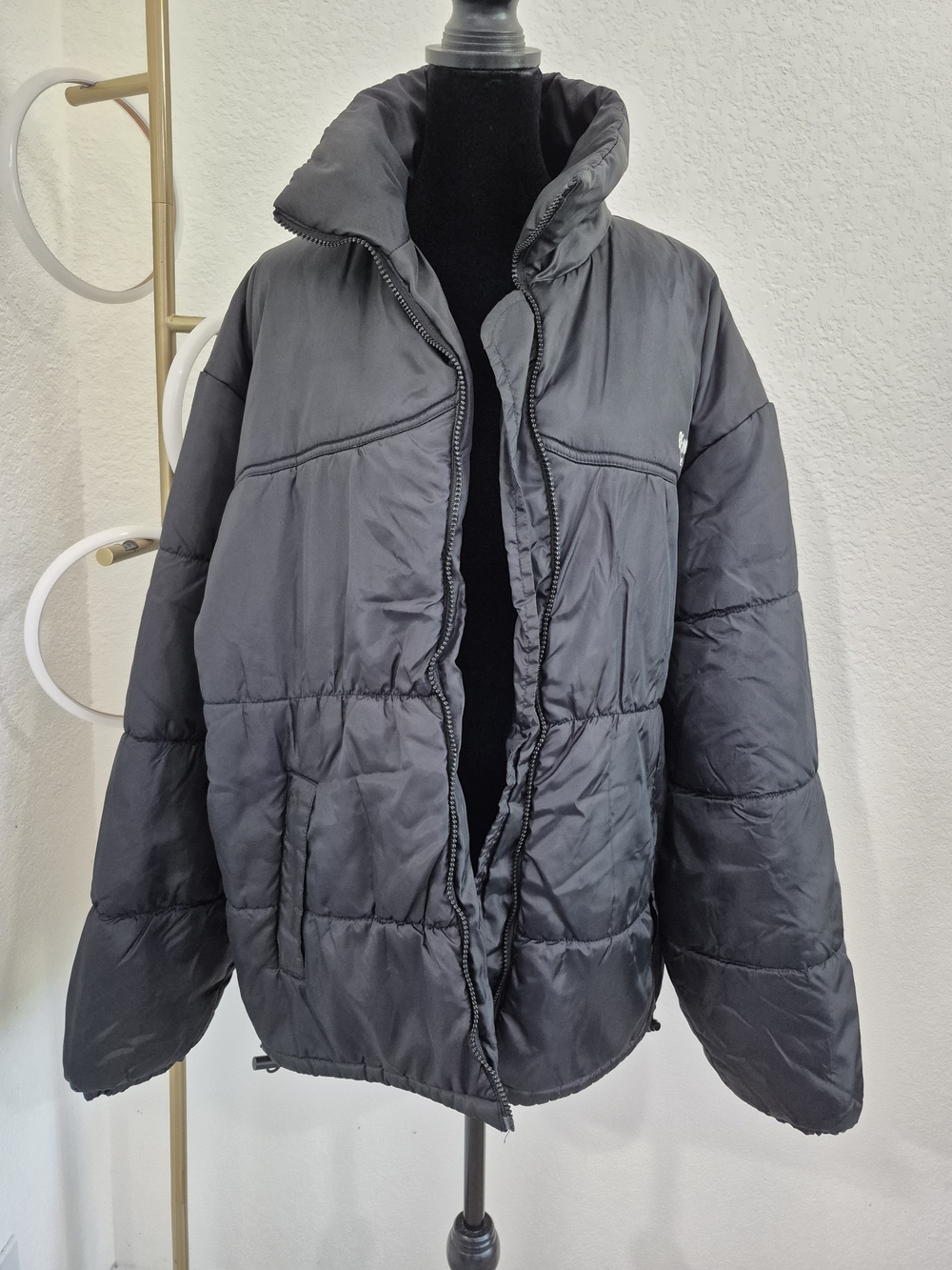 Men's Black Insulated Puffer Jacket